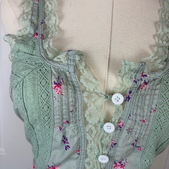 Cottagecore fairycore green lace floral tank top - Picture 3 of 3